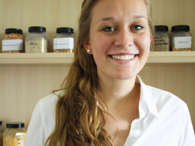 Yana macht ein Duales Studium bei Nordgetreide