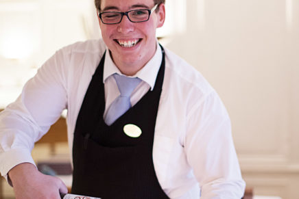 Thies: Ausbildung zum Hotelfachmann im Benen-Diken-Hof in Keitum