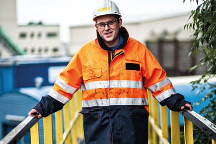 ARBEITSGLÜCK AUF UMWEGEN ARBEITSGLÜCK AUF UMWEGEN
