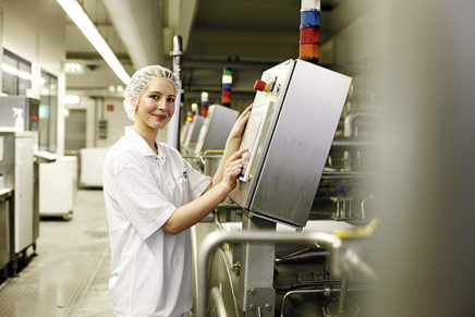 Anne: Ausbildung zur Milchtechnologin bei DMK