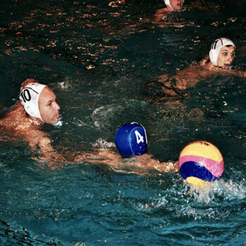 Der TSV Uetersen trainiert Wasserball in der Jürgen-Frenzel-Schwimmhalle.