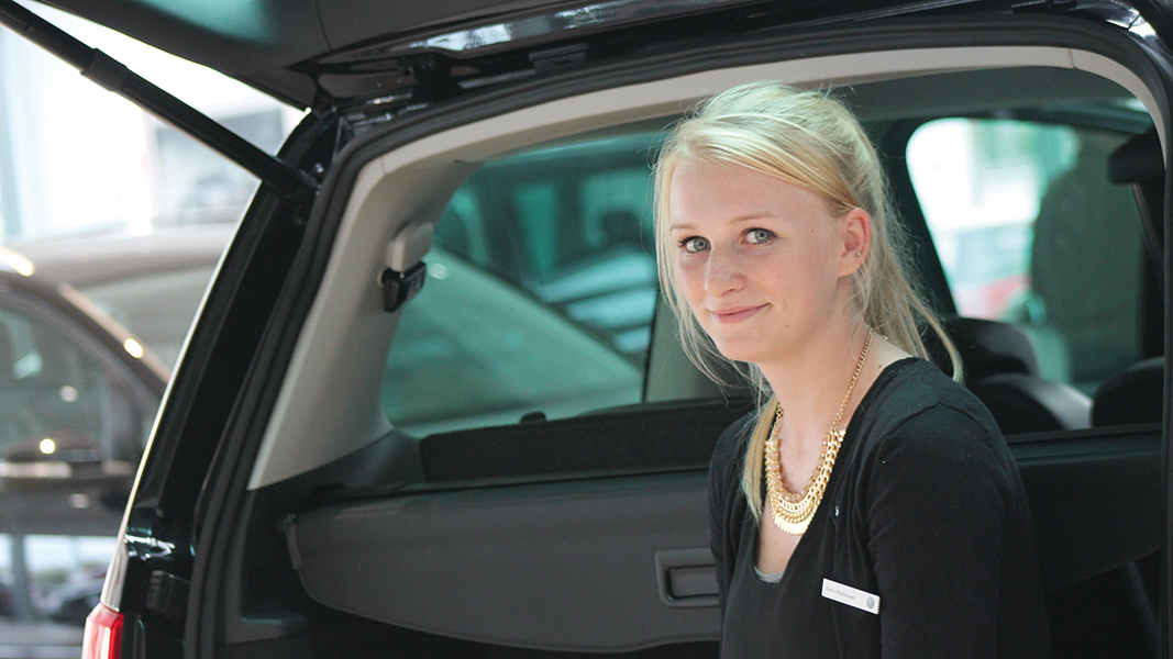 Katrin: Kauffrau für Büromanagement beim Autohaus Kornkoog in Niebüll