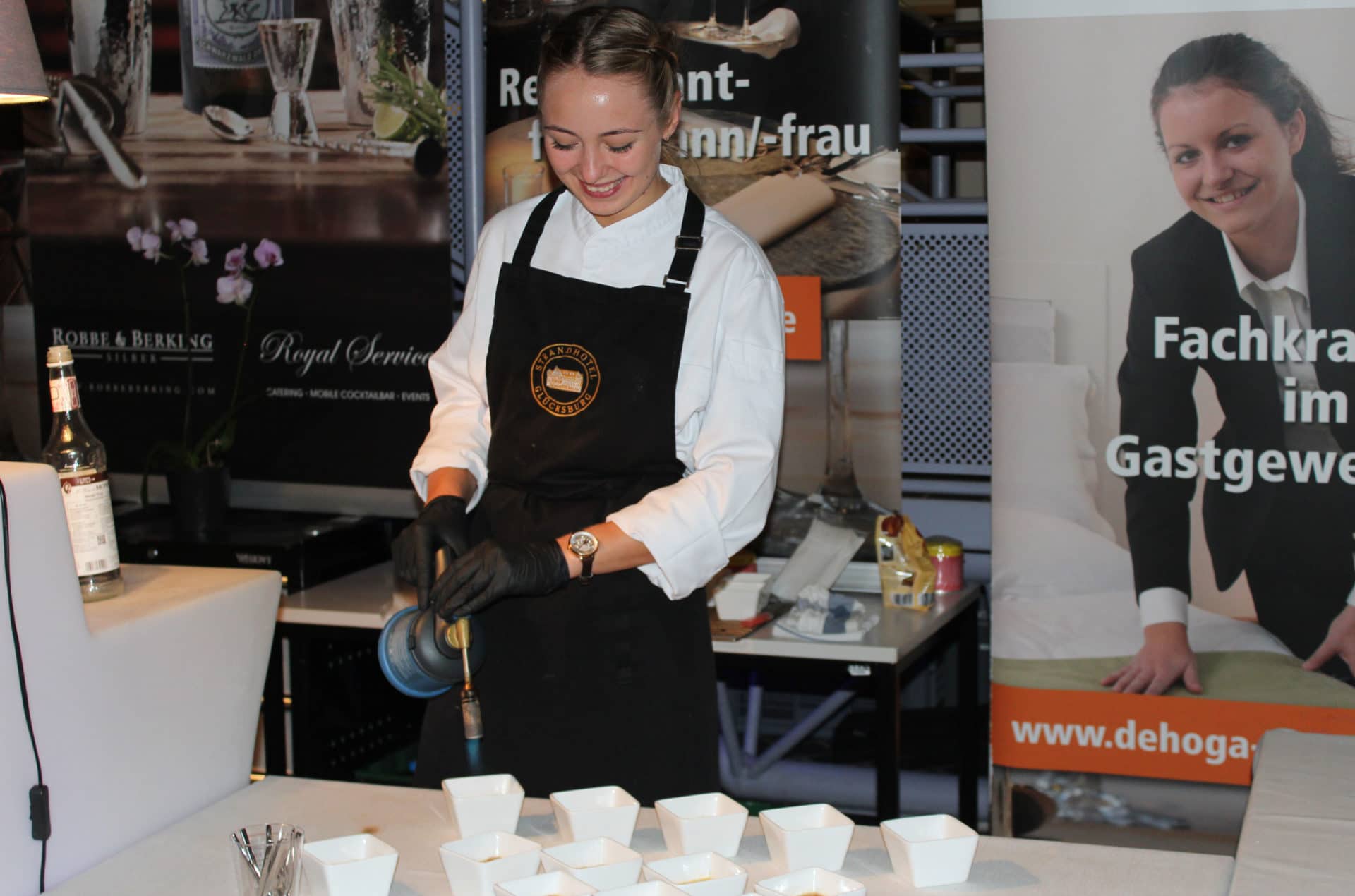 Kochazubine Tetiana auf der biznacht Flensburg