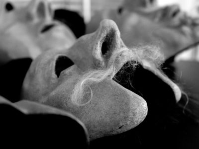 Masken auf dem Kieler Kunstfestival Futur 3