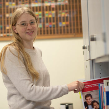 Angekommen im Traumberuf Berufsberatung – Svenja Carstensen unterstützt an der Ferdinand-Tönnies-Schule