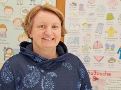 Heidemarie Homm ist DAZ-Koordinatorin der Schule und dem Schulmotto “Wir sind bunt” verpflichtet
