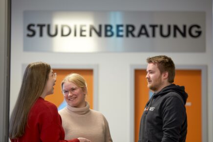 Studierende für einen Tag: Schülerinnen und Schüler können Hochschule ausprobieren