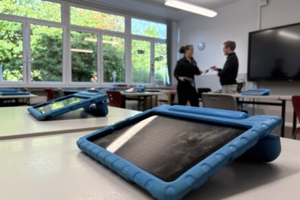 Auf DIGI:BO Schul-Tour quer durch Schleswig-Holstein
