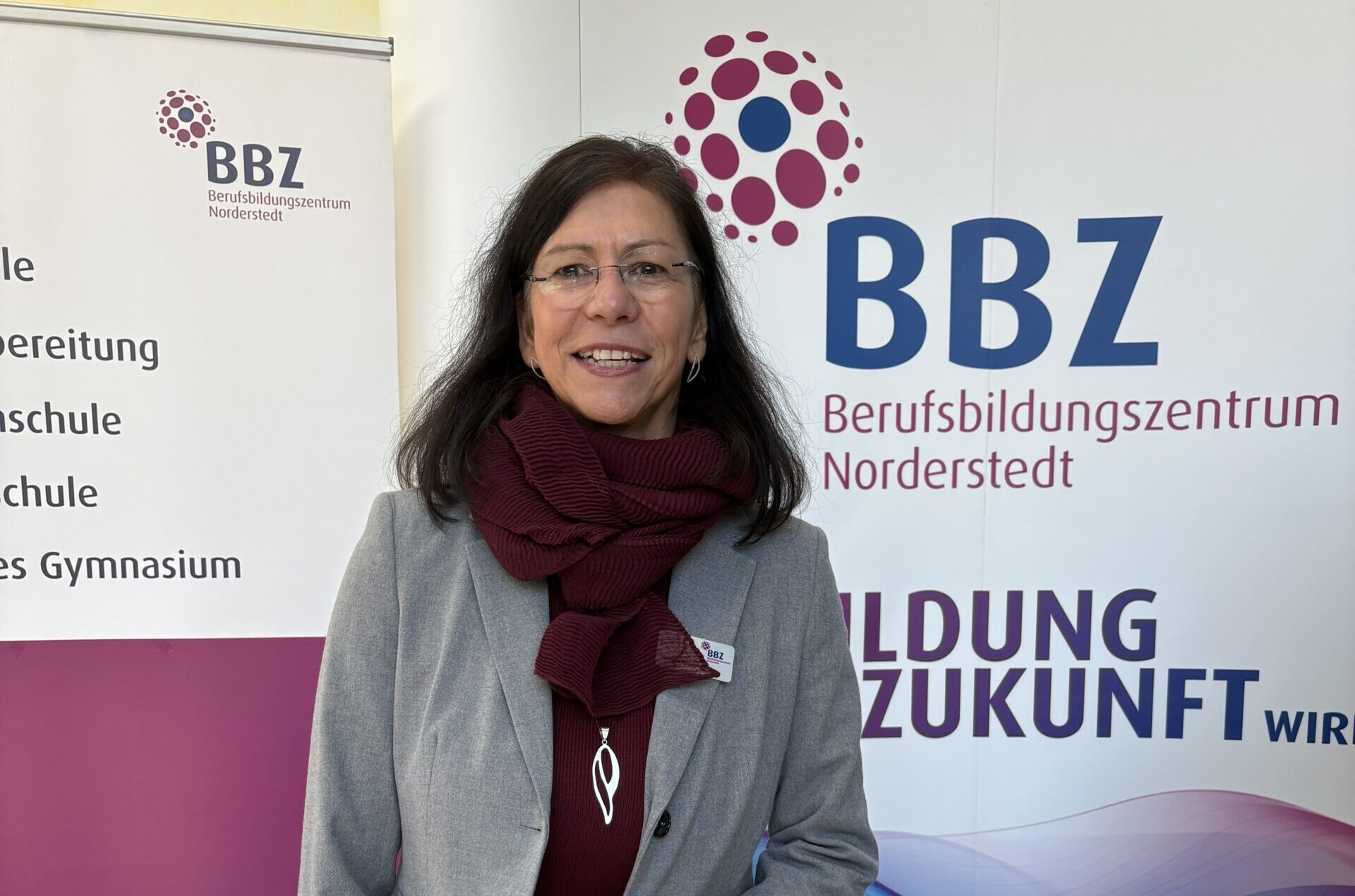 Tag der Ausbildung am BBZ Norderstedt: Von Matcha, über den Friseur zum Roten Kreuz 