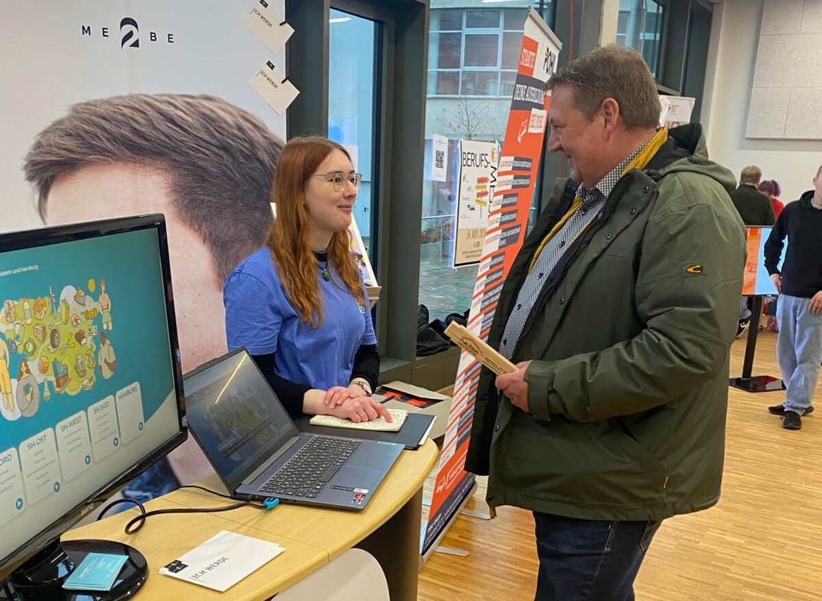 ME2BE war zu Besuch auf der Ausbildungsmesse an der GMS Kellinghusen