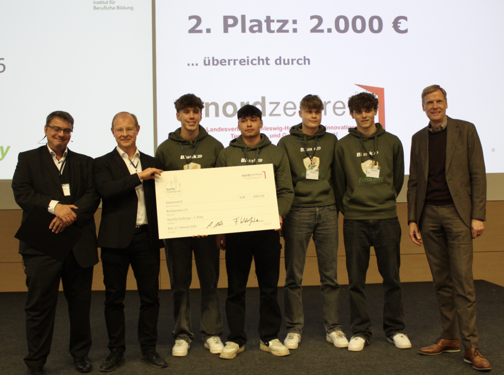 Field Ray belegt den zweiten Platz. 