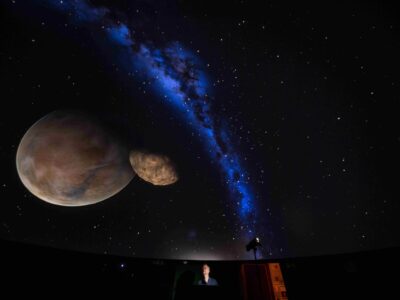 Planetarium der Hochschule Flensburg lädt zu Benefizvortrag für die Ukraine ein