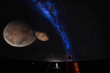 Planetarium der Hochschule Flensburg lädt zu Benefizvortrag für die Ukraine ein